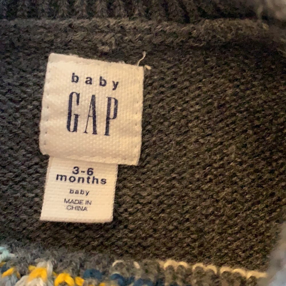 Gap 3-6M Baby Boy Gray Polar Bear Sweater EUC💗 - Picture 6 of 8